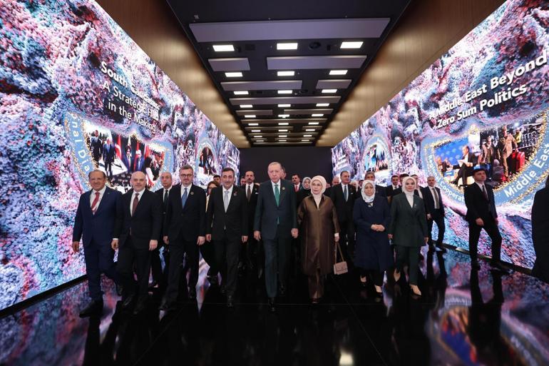 Cumhurbaşkanı Erdoğan: Dünya istikamet buhranı yaşıyor