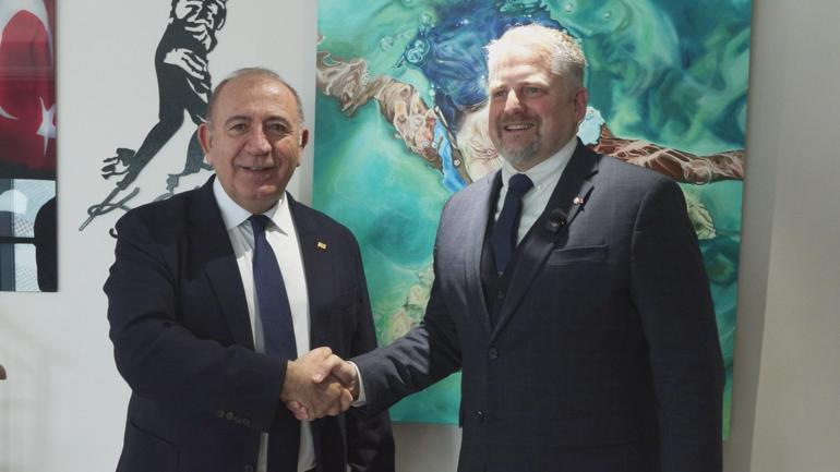 Gürsel Tekin ile bir araya gelen Liberland Cumhurbaşkanı Jedlicka: Vatandaşlık için Türkiyeden 80 bin başvuru var