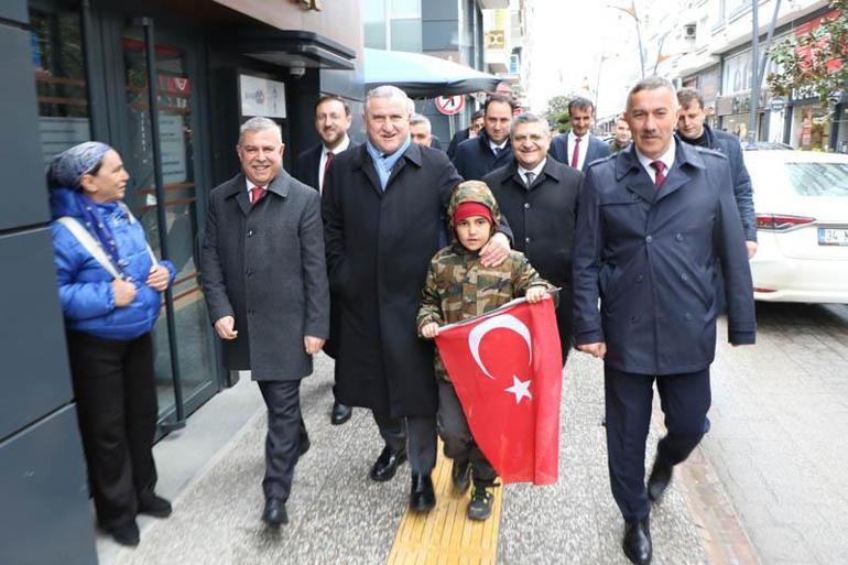 Gençlik ve Spor Bakanı Bak: Çocukları kötü alışkanlıklardan uzak tutalım, spor salonlarına getirin