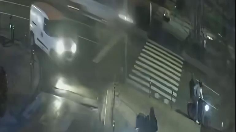 Beşiktaş’ta üniversite öğrencisi Zümranın hayatını kaybettiği kaza kamerada