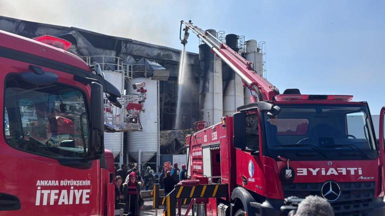 Ankarada boya fabrikasında yangın; 1 ölü