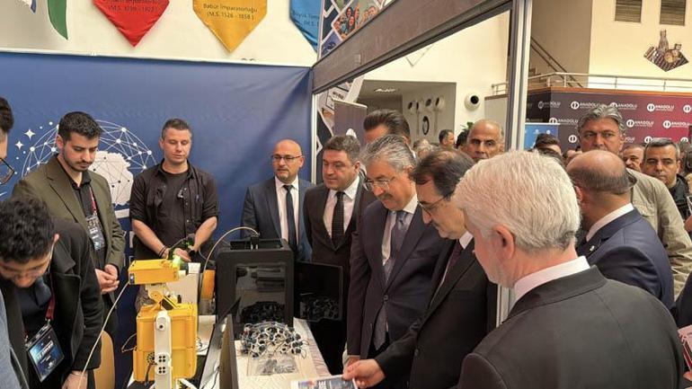 Cevdet Yılmaz: Yapay zekada atılan her adımın küresel rekabeti ileriye taşıyan bir değer üretmesini hedefliyoruz