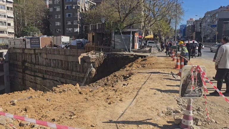 Fenerbahçe Stadyumunun yanındaki inşaatın istinat duvarı çöktü
