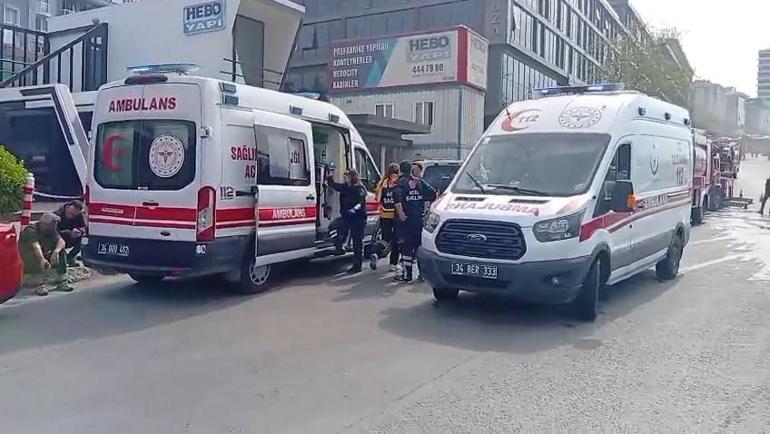 Pendikte iş merkezinde yangın