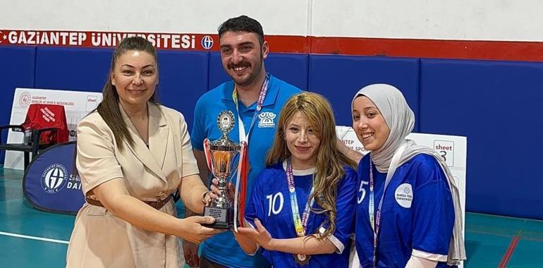 BTÜ Kadın Floor Curling Takımı Türkiye üçüncüsü oldu