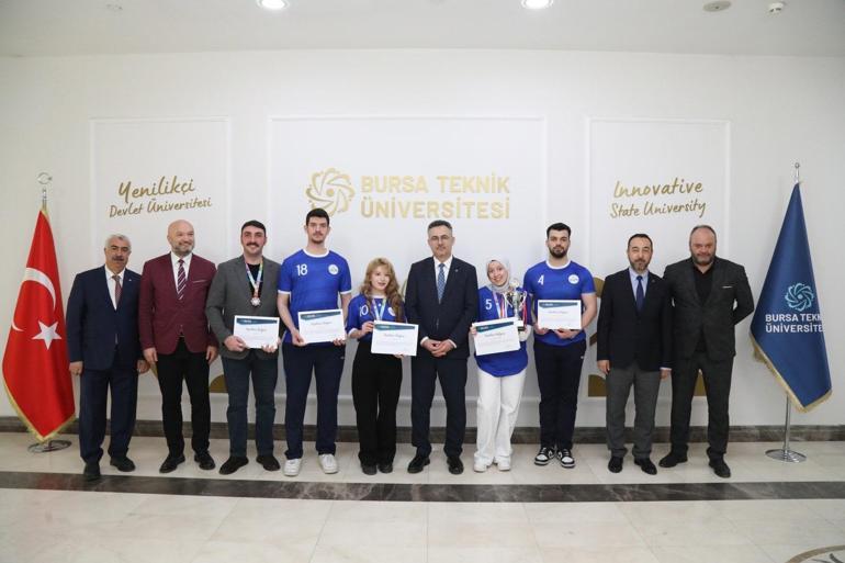 BTÜ Kadın Floor Curling Takımı Türkiye üçüncüsü oldu