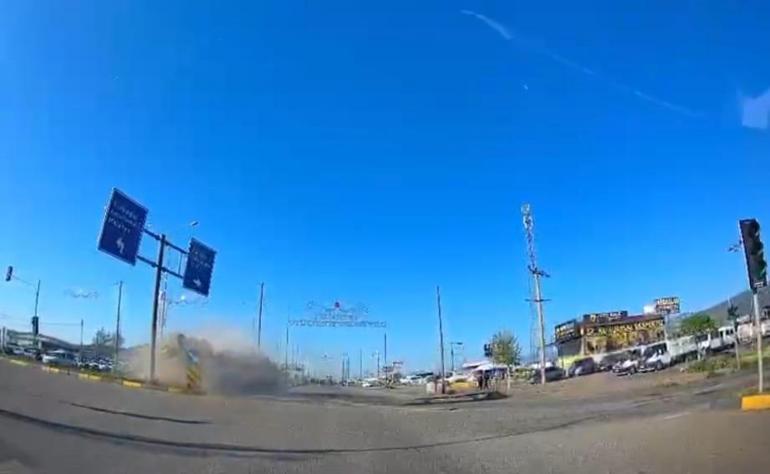 Gaziantep’te tankerin devrildiği kaza kamerada