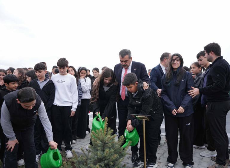 Bakan Tekin: Okullarda güvenlik tedbirlerini alacak bir dizi etkinlik başlattık