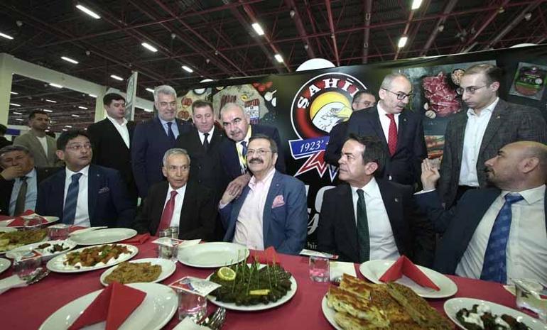 Türkiyenin yöresel ürünleri Antalyada buluştu