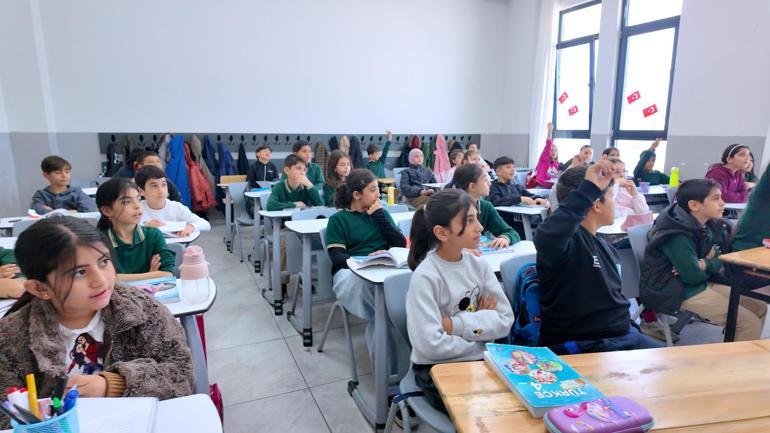 Bakan Kurum’dan 23 Nisan’da deprem bölgesi paylaşımı