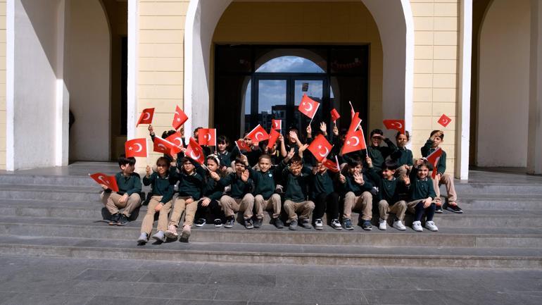 Bakan Kurum’dan 23 Nisan’da deprem bölgesi paylaşımı