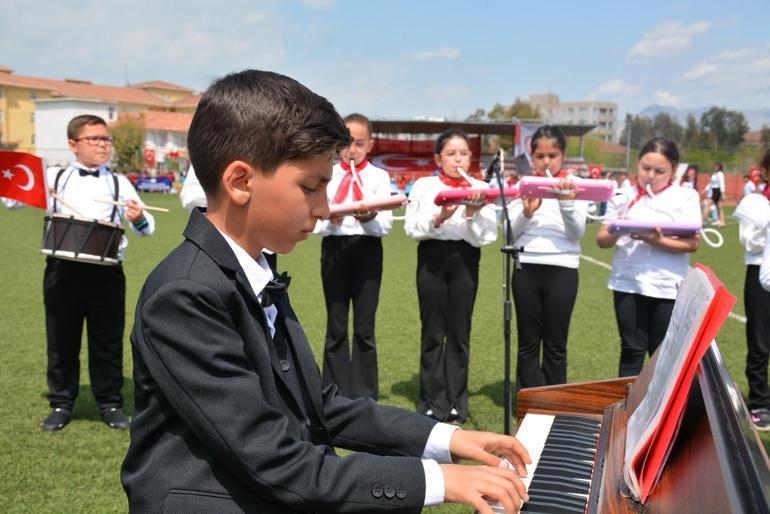 23 Nisan tüm yurtta coşkuyla kutlanıyor