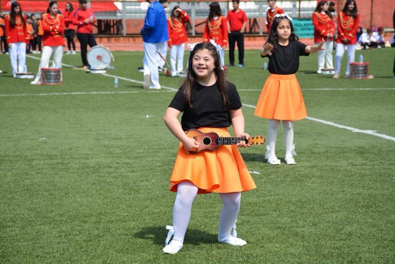 23 Nisan tüm yurtta coşkuyla kutlanıyor