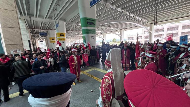 Milli güreşçi Rıza Kayaalp’e Ankara’da coşkulu karşılama