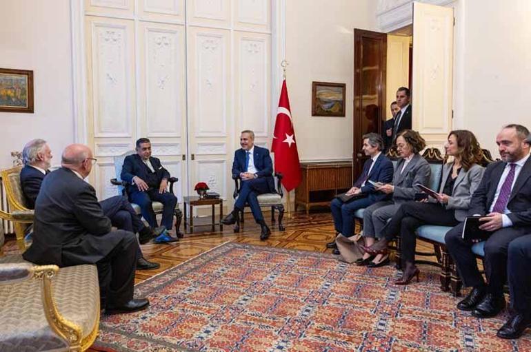 Dışişleri Bakanı Fidan, İngilterede Lordlar Kamarası ve Avam Kamarası üyeleriyle görüştü