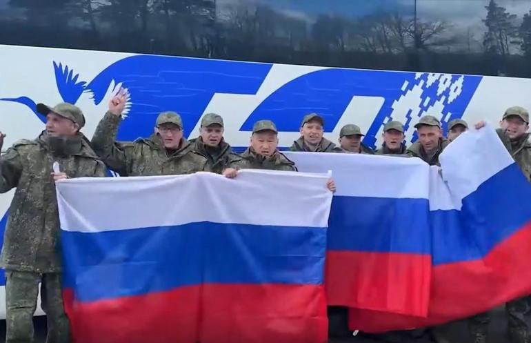 Rusya ve Ukrayna arasında esir takası: 193er asker serbest bırakıldı