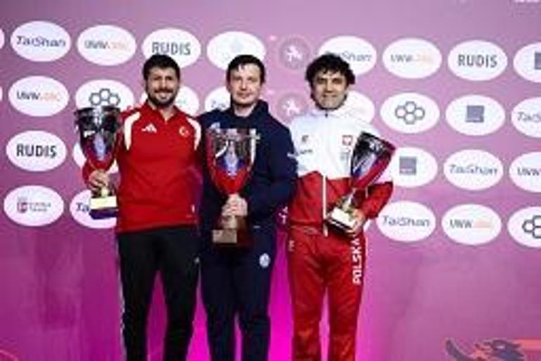 Kadın Güreş Milli Takımı, 122 puanla Avrupa ikincisi oldu