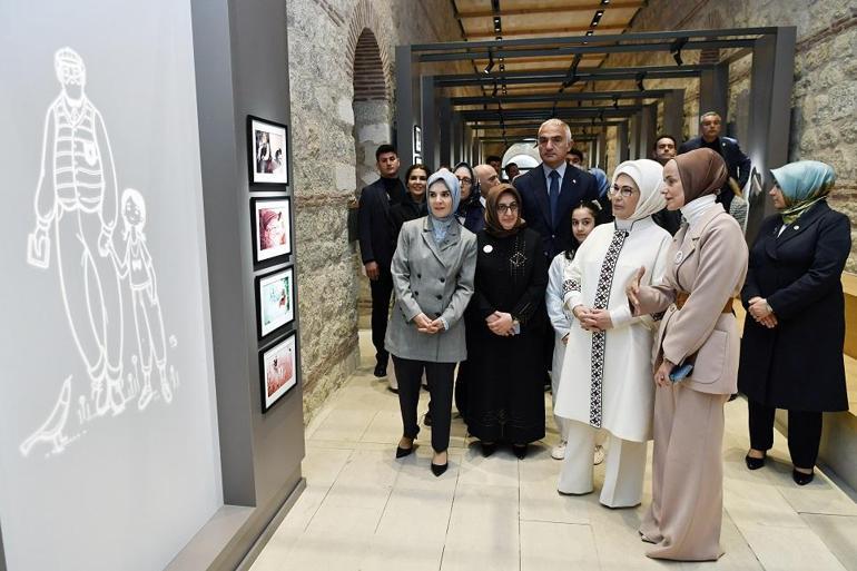 Emine Erdoğan, Rami Çocuk ve Sanat Bienalinin açılışına katıldı