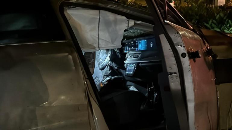 Fatih’te takla atan otomobil parka savruldu: 1 yaralı