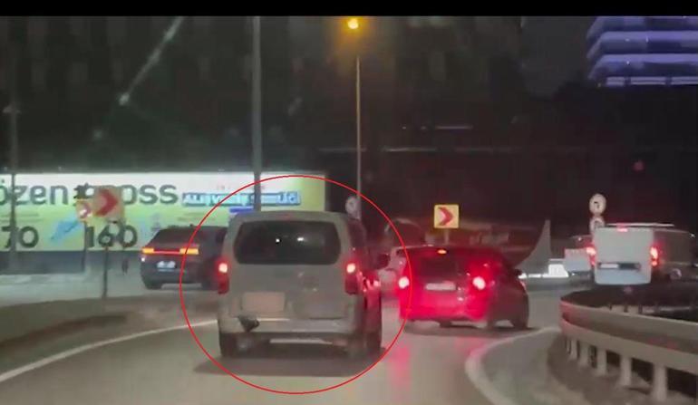 Kontak anahtarı üzerinde bırakılan kargo aracını çalan 2 şüpheli takiple yakalandı