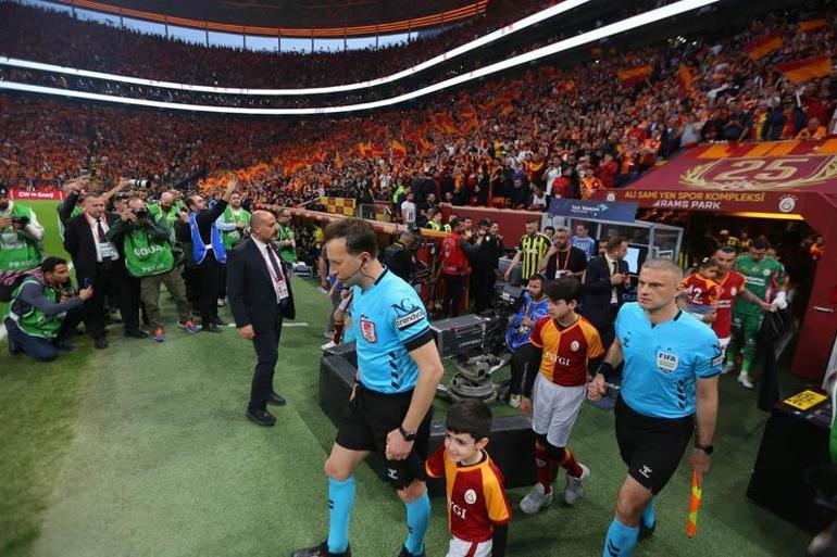 Dev derbide kazanan Galatasaray oldu