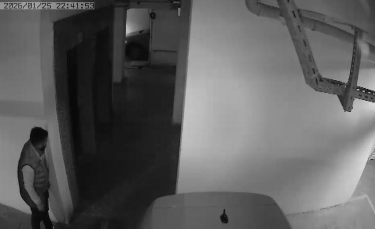 Kadıköy’de lüks sitelerden hırsızlık yapan 2 şüpheli yakalandı