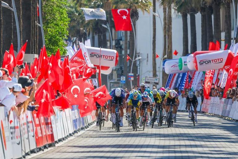 Cumhurbaşkanlığı Türkiye Bisiklet Turunda 2’nci gün tamamlandı