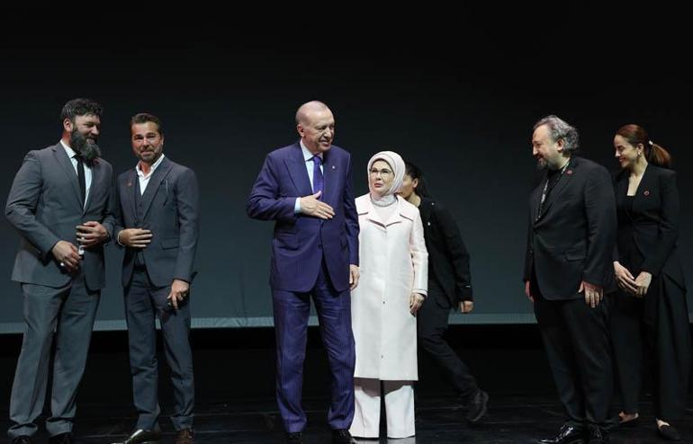 Cumhurbaşkanı Erdoğan ‘Bir Adam Yaratmak’ filminin galasına katıldı