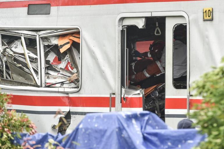 Endonezyada tren kazası: 14 ölü, 84 yaralı