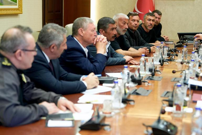 Bakanlıkta maden işçileri ve işveren arasında toplantı