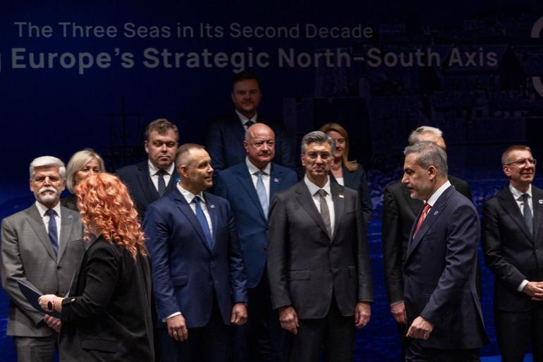 Dışişleri Bakanı Fidan, Üç Deniz Girişimi 11’inci Zirvesine katıldı