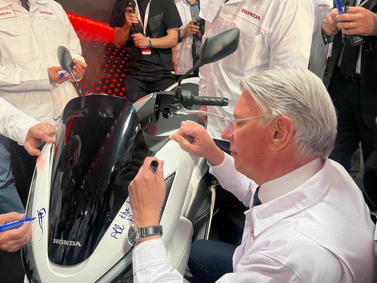 Honda Türkiye, İzmir Aliağada motosiklet üretimine başladı