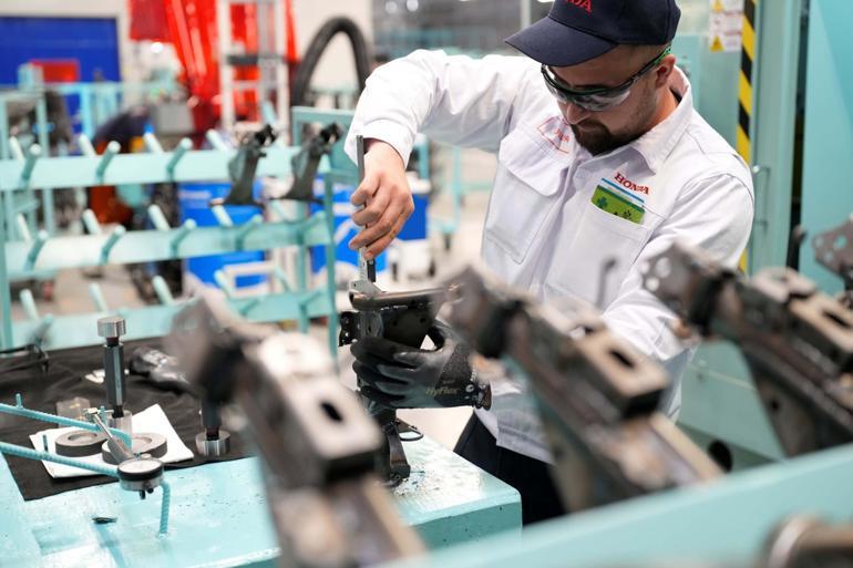 Honda Türkiye, İzmir Aliağada motosiklet üretimine başladı