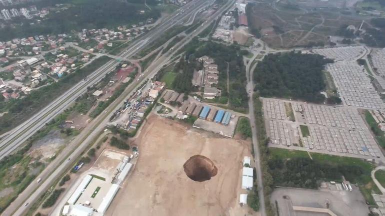 Hatayda oluşan obruğun çapı büyüdü