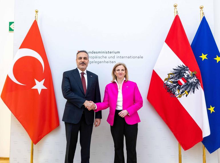 Bakan Fidan, Avusturyalı mevkidaşı Meinl-Reisinger ile bir araya geldi