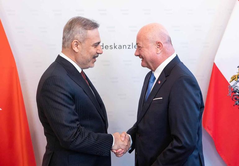 Dışişleri Bakanı Fidan, Avusturya Şansölyesi Stocker ile görüştü