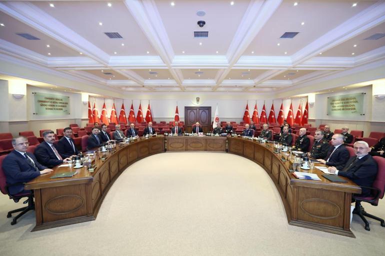 MSBde Savunma Sanayisi Değerlendirme Toplantısı