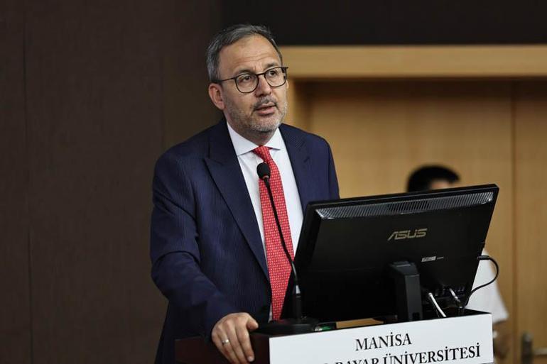 Dr. Mehmet Muharrem Kasapoğlu kamu yönetimi öğrencileriyle buluştu