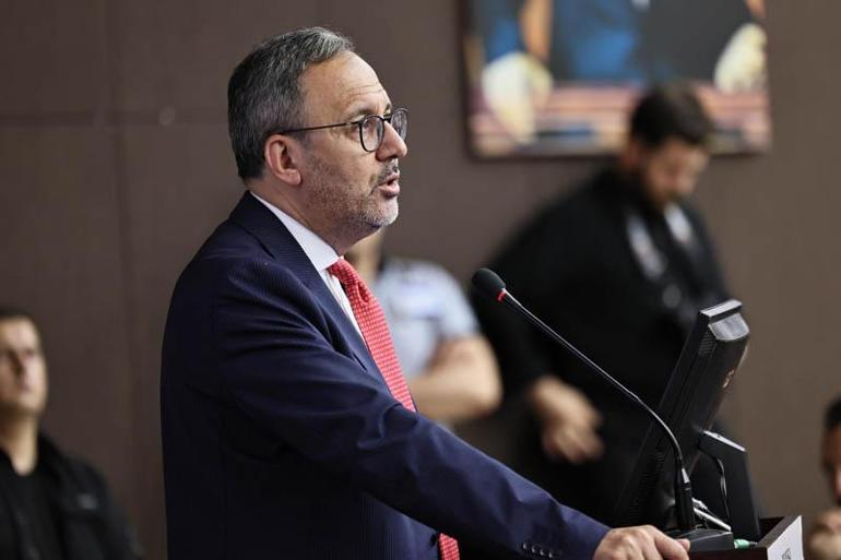 Dr. Mehmet Muharrem Kasapoğlu kamu yönetimi öğrencileriyle buluştu