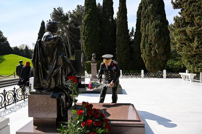 Kara Kuvvetleri Komutanı Orgeneral Tokel, Azerbaycanda temaslarda bulundu