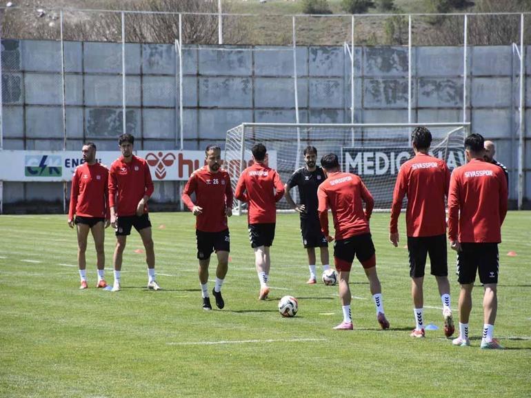 İsmet Taşdemir: Belirsizlik uzun sürerse, bizim durmamızın anlamı kalmıyor