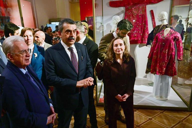‘Gelin Hazineleri’ Rusya’da Ermitaj Müzesi’nde sergilenmeye başladı
