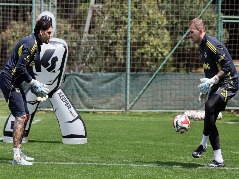 Fenerbahçede Başakşehir FK maçı hazırlıkları sürdü, Alvarez takımla çalıştı