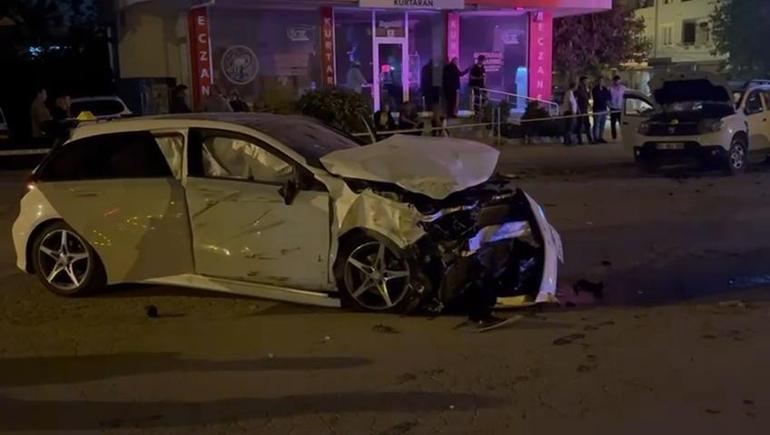 Adanada zincirleme kaza: 1 ölü, 4 yaralı