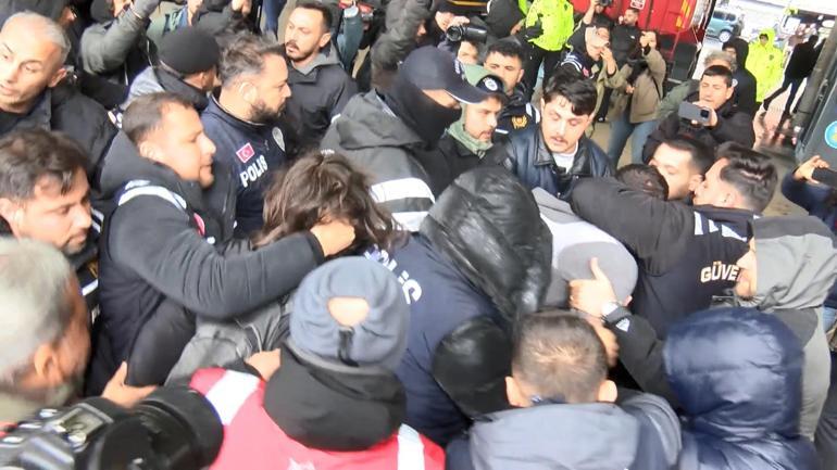 Mecidiyeköyde izinsiz gösteriye polis müdahale etti; gözaltılar var
