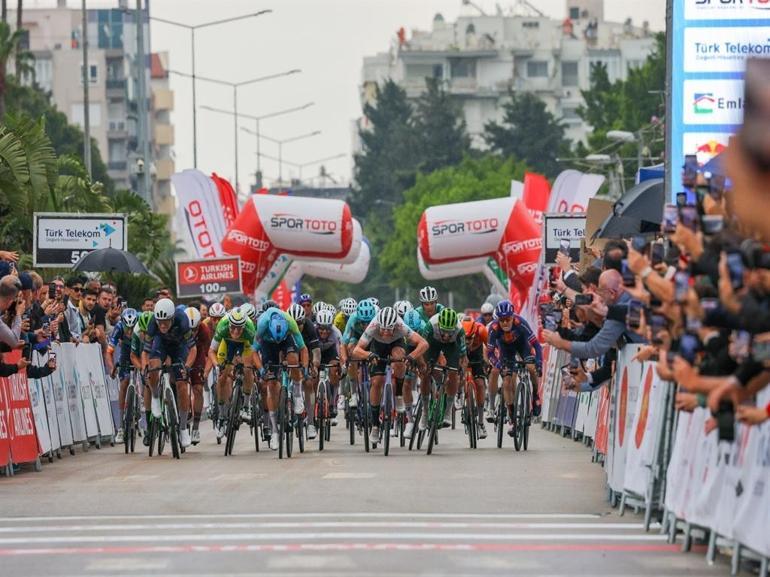 Cumhurbaşkanlığı Türkiye Bisiklet Turu’nda Antalya-Antalya etabını Davide Ballerini kazandı