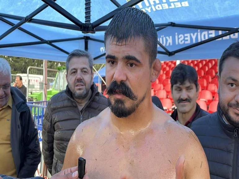 Fethiyedeki yağlı güreşlerde Başpehlivan Cengizhan Şimşek oldu