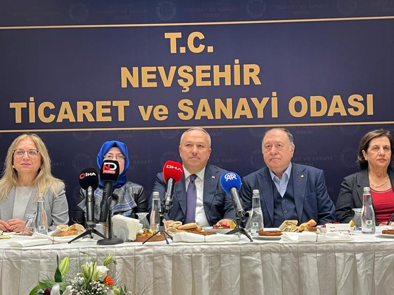 Emniyet Genel Müdürü Fidana, valilik yaptığı Nevşehir’de veda yemeği