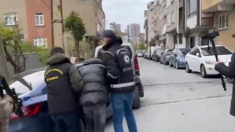 İstanbulda sahte belgelerle ikamet izni aldıran şüphelilere operasyon: 31 gözaltı