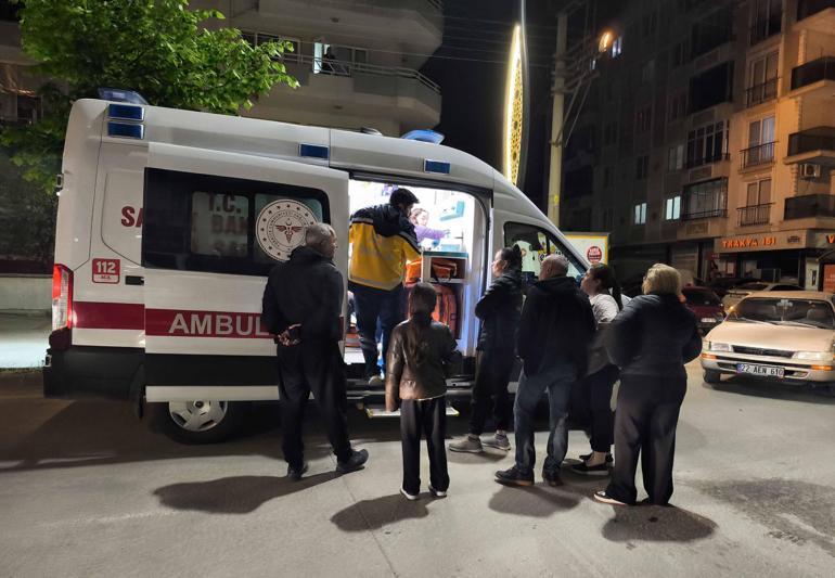 Otomobille motosikletin çarpıştığı kaza kamerada; 2 yaralı
